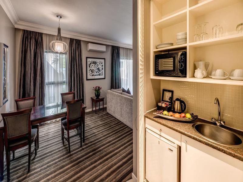 Southern Sun Katherine Street Joanesburgo Exterior foto